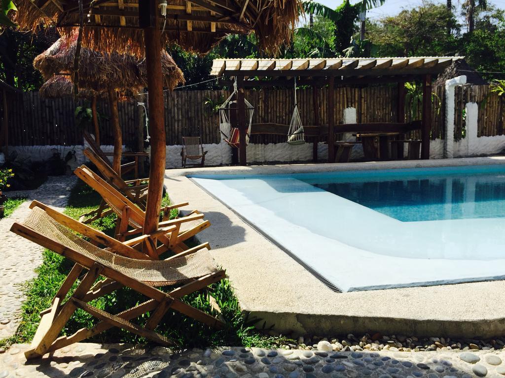 Casa Mia Resort Puerto Galera Exteriör bild